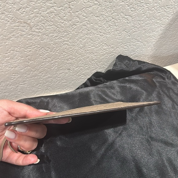 Louis Vuitton Felicie Zip Monogram Empreinte Gray Leather Pouch - Picture 4 of 5